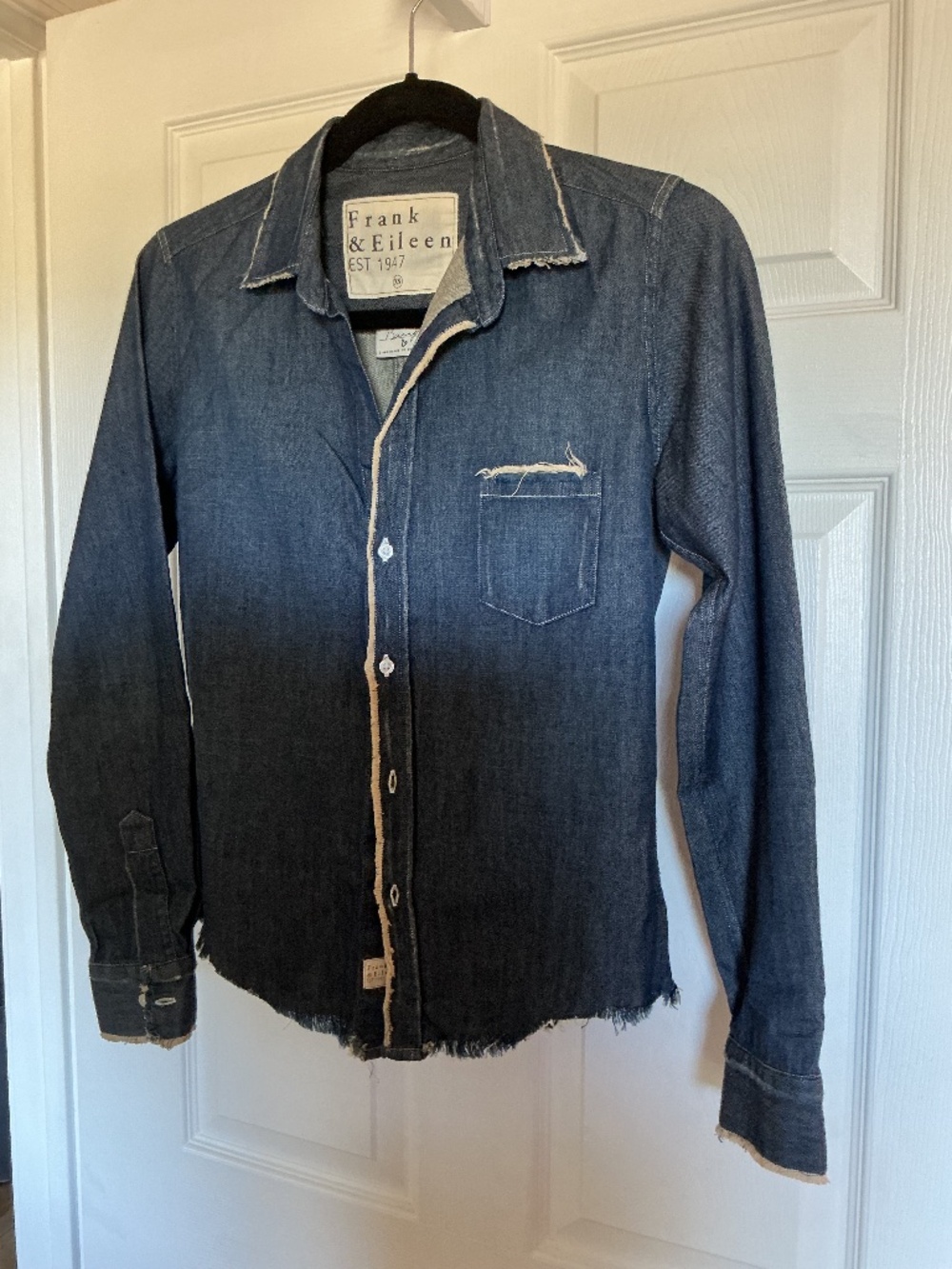 Super cute Frank and Eileen Barry dark denim shirt with frayed edges size XS